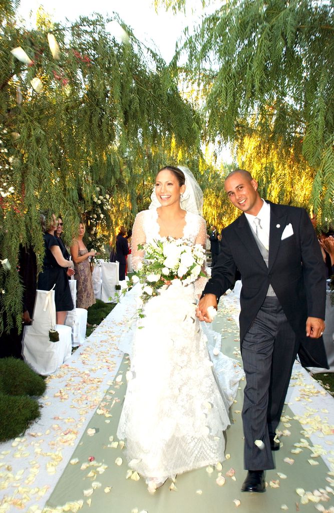 September 29, 2001 file photo of Jennifer Lopez and Cris Judd.  (Photo by Joe Buissink/WireImage)