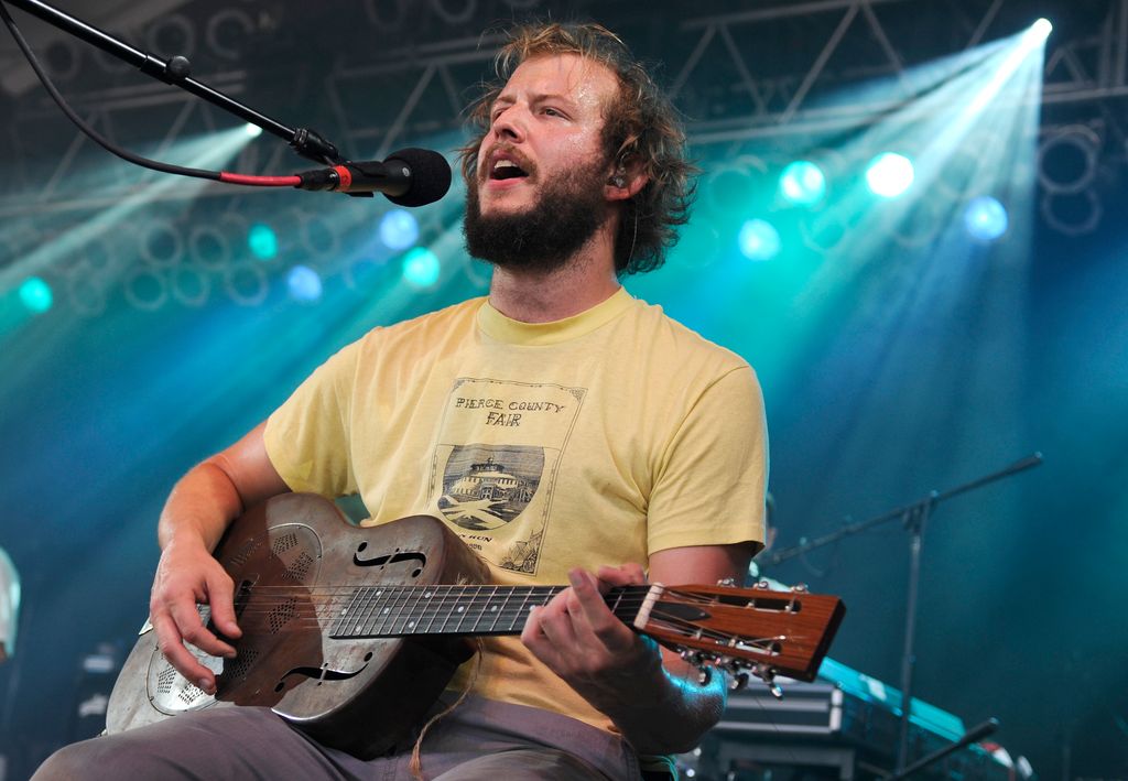 Justin Vernon of Bon Iver performs during Bonnaroo 2009 on June 13, 2009 in Manchester, Tennessee. (Photo by Tim Mosenfelder/Getty Images)