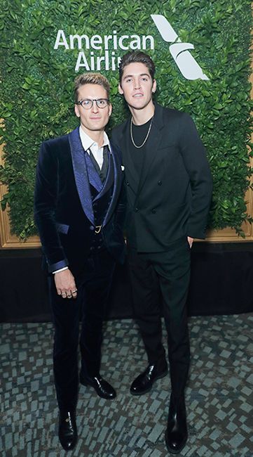 oliver proudlock and isaac carew