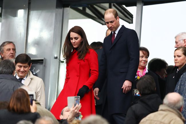 kate middleton red coat rugby prince william