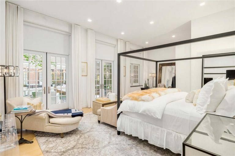 5 Jennifer Lopez New York penthouse bedroom