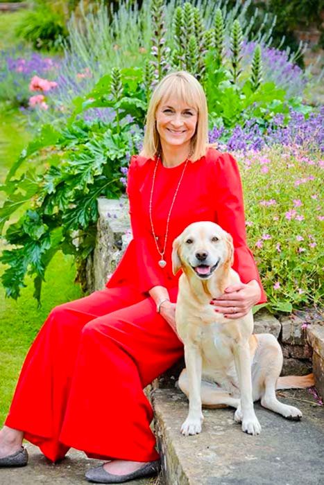 louise minchin and her dog