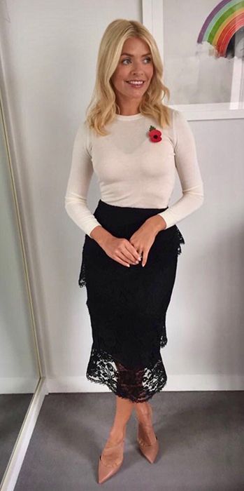 Holly Willoughby poses in Very skirt on ITV's This Morning | HELLO!