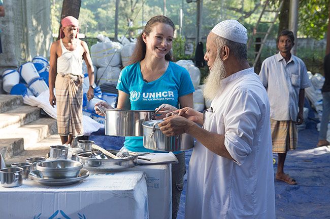 Kristin Davis UNHCR refugee camp cooking