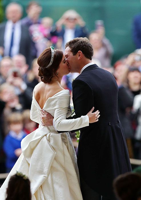 Princess Eugenie Jack Brooksbank wedding kiss