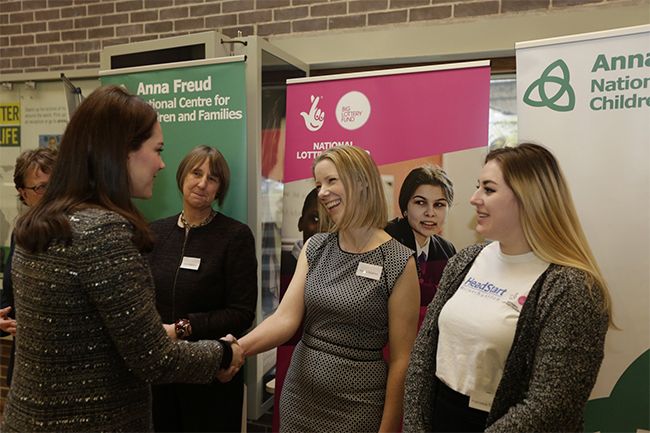 kate middleton surprise outing to anna freud centre