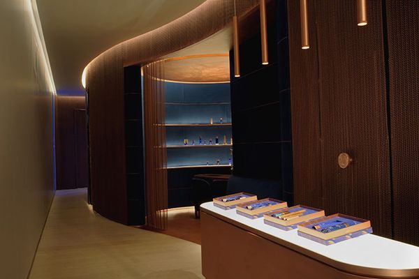 Augustinus Bader Salon