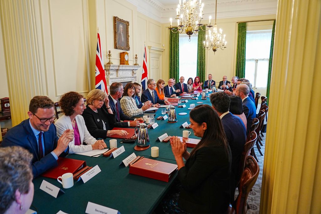 Keir Starmer chairing the first meeting of his cabinet 