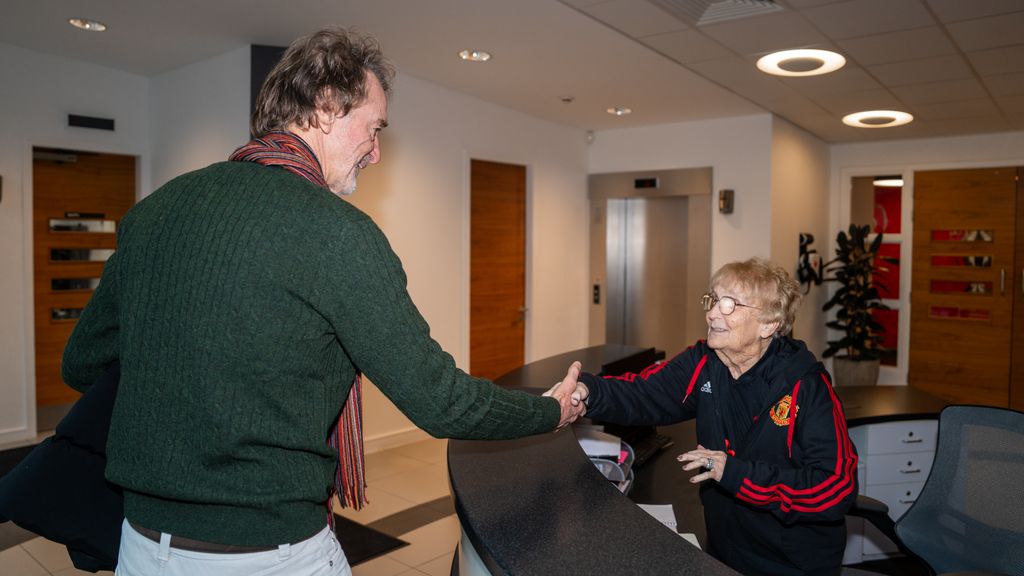 Sir Jim Ratcliffe of INEOS meets long-serving receptionist Kath Phipps of Manchester United 