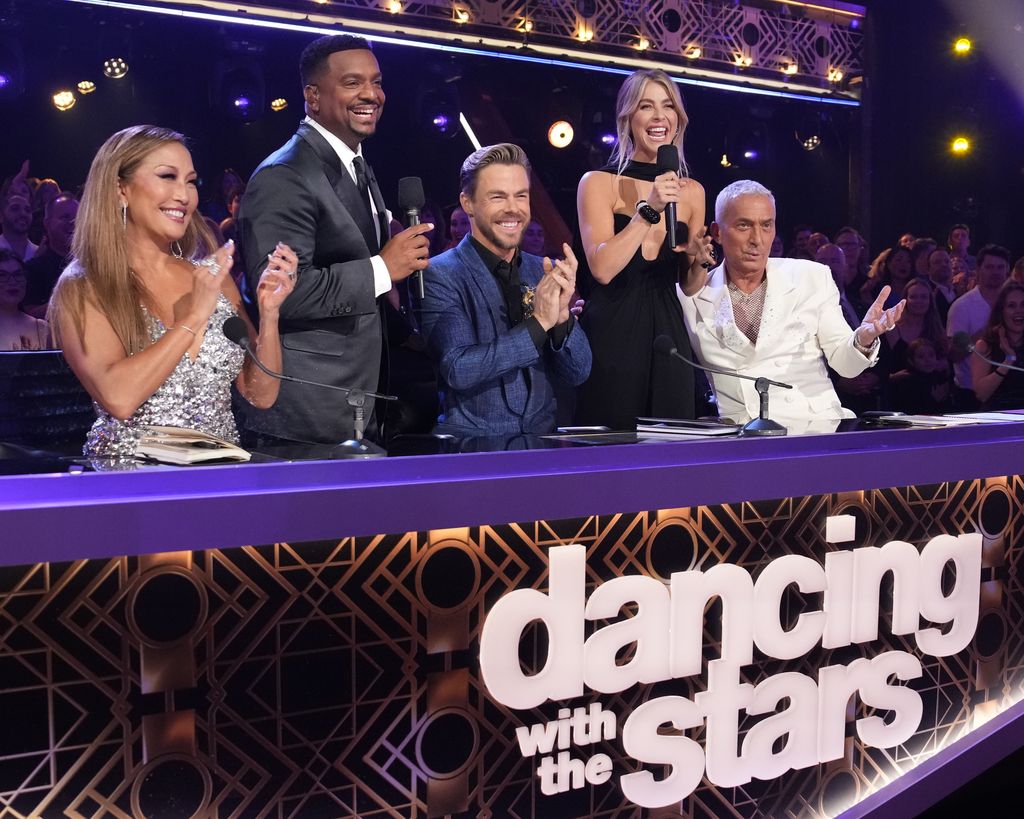DANCING WITH THE STARS - "Premiere - 3201" - A new star-studded cast of celebrities and their pro partners hit the dance floor for the first time to perform a Cha Cha, Foxtrot, Jive, Salsa or Tango. The season premiere will also feature a dazzling opening number to "Levitating" by Dua Lipa.
CARRIE ANN INABA, ALFONSO RIBEIRO, DEREK HOUGH, JULIANNE HOUGH, BRUNO TONIOLI
