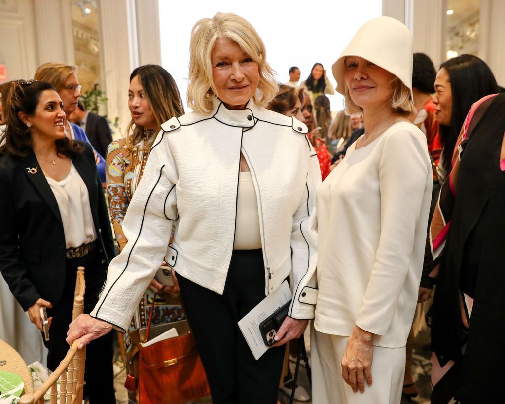 photo of pamela anderson and martha stewart