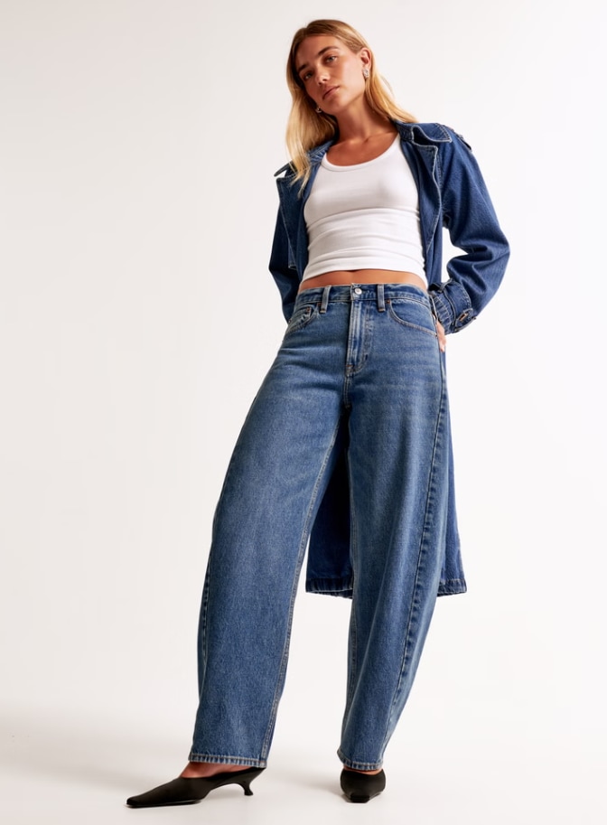 Abercrombie Fitch Mid Rise Barrel Jean