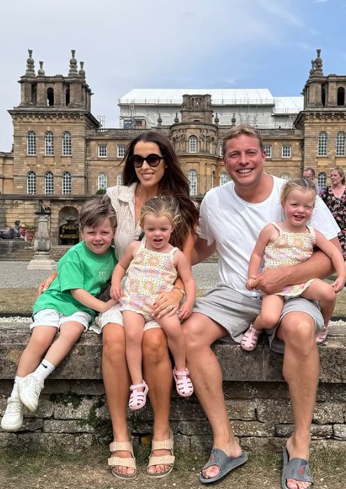 Thomas Skinner and his wife with their three children