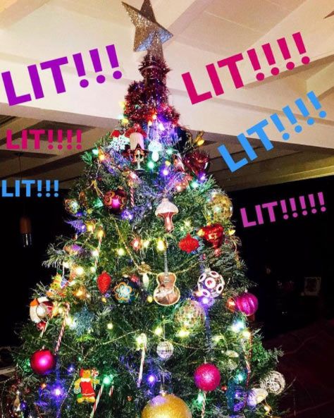 Miley Cyrus christmas tree