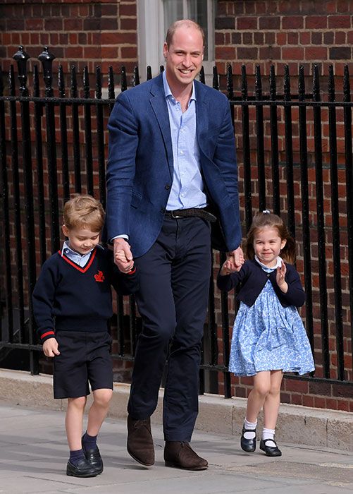 prince george and charlotte arrive lindo wing