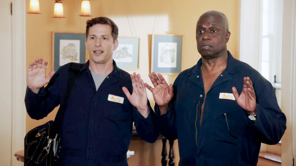 Andy Samberg as Jake Peralta, Andre Braugher as Ray Holt 