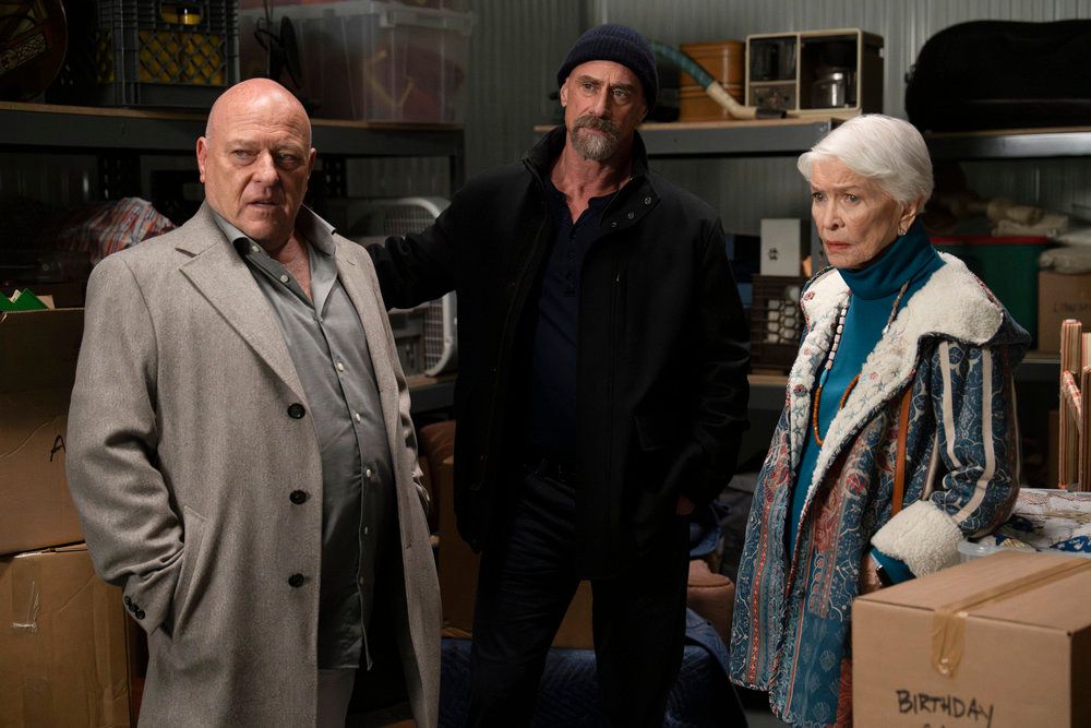 Dean Norris as Randall Stabler, Christopher Meloni as Det. Elliot Stabler,, Ellen Burstyn as Bernadette Stabler in Law & Order: Organized Crime