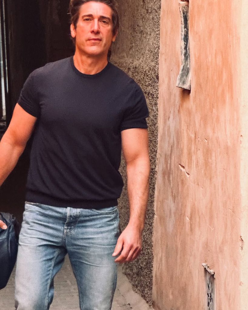 David Muir on vacation 