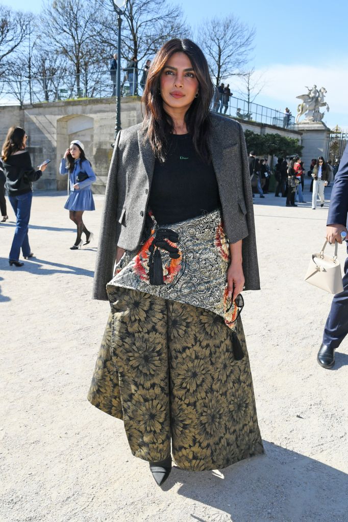Priyanka Chopra au défilé Christian Dior lors de la Fashion Week de Paris 