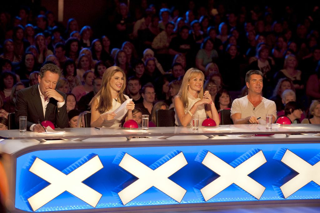 Kelly Brook, Piers Morgan, Amanda Holden and Simon Cowell on Britain's Got Talent in 2009