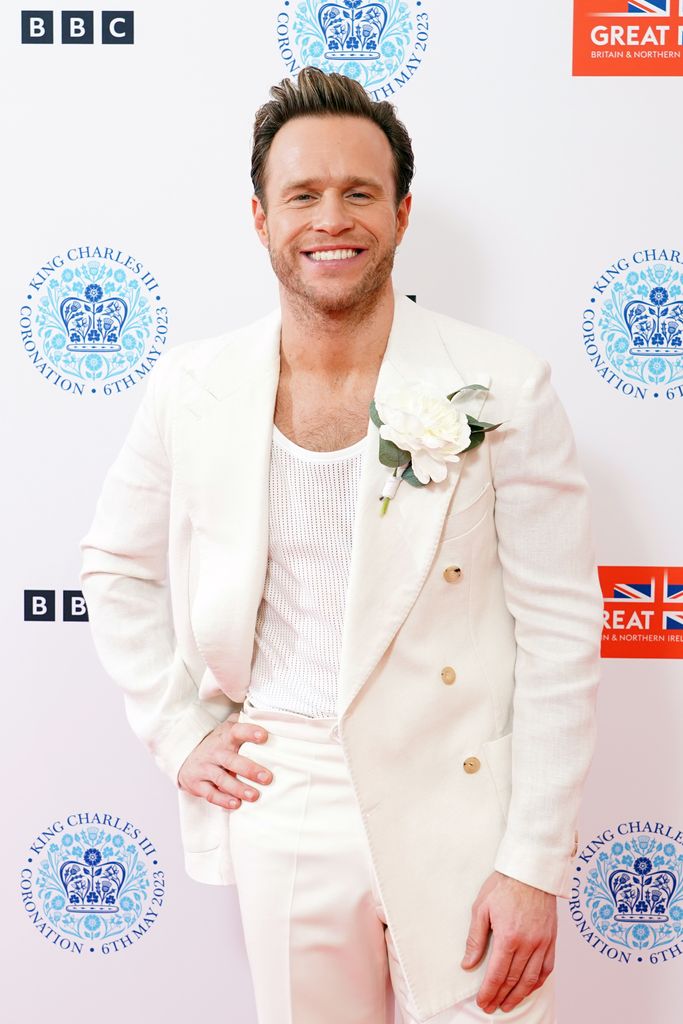 olly murs in white suit 