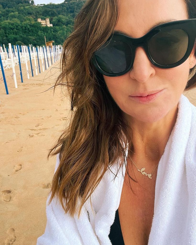 Sally Nugent beach selfie 