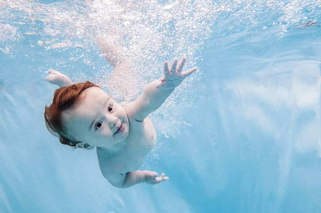 baby swimming