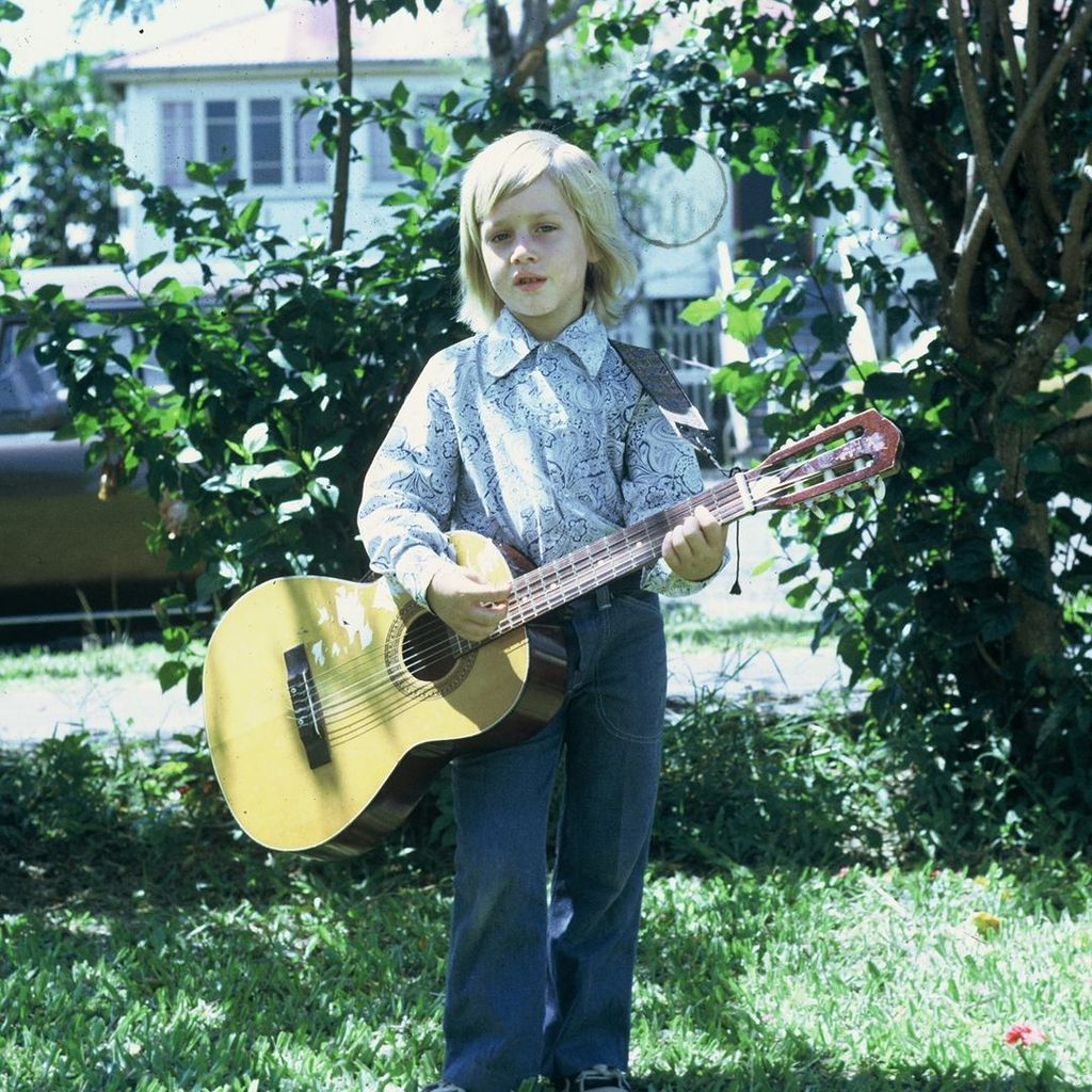 Keith Urban shared a childhood photo ahead of the release of his new song - and he looks just like daughter Sunday!