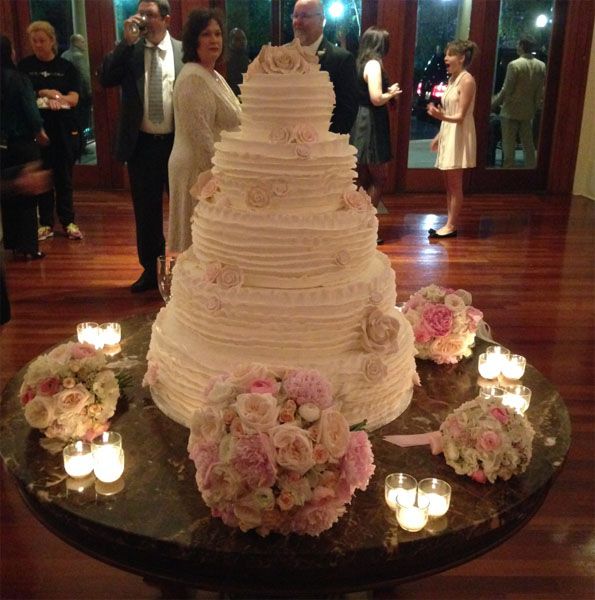 Jamie Lynn Spears' wedding cake by The Cocoa Bean HELLO!