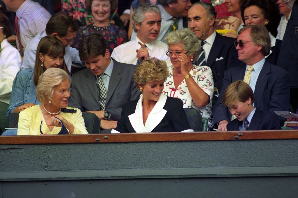 royal family in royal box at wimbledon 