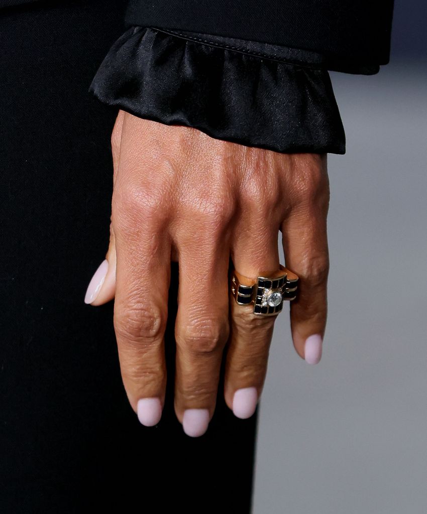 La bague de fiançailles de Halle Berry 