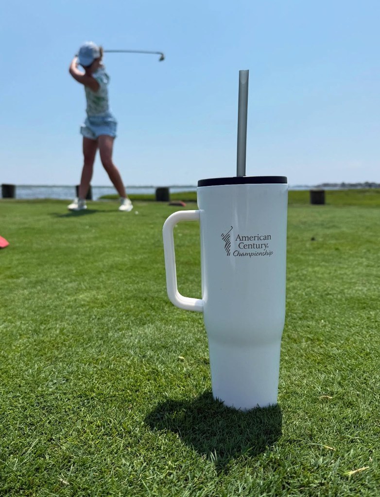 Dylan Dreyer playing golf