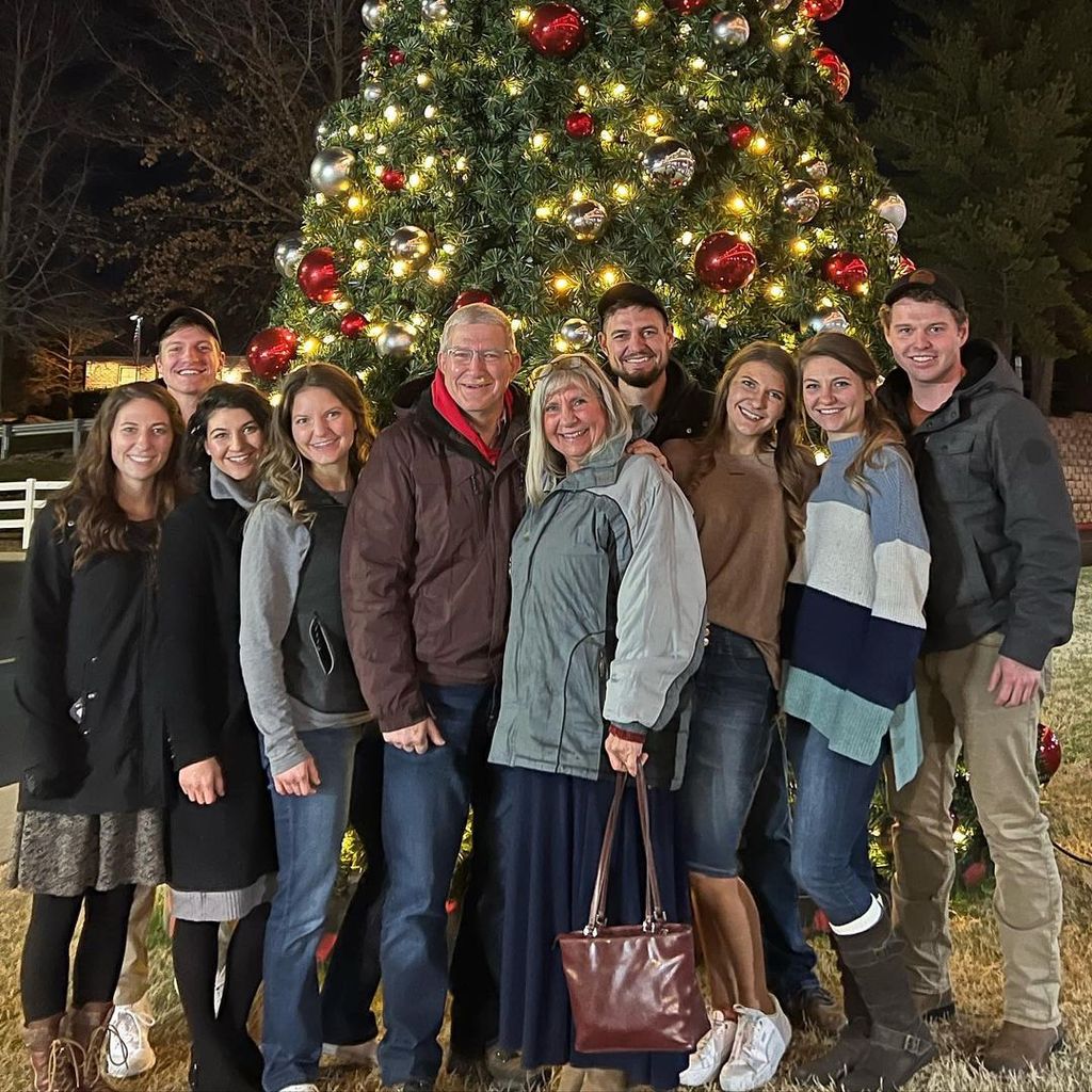 The Wissman family, including Stephen (fourth from right) and Jed Duggar (far right)