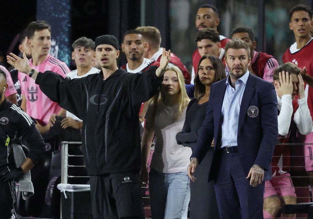  Romeo Beckham, Harper Seven Beckham, Victoria Beckham, David Beckham reacting at the  LAFC vs. Inter Miami CF, Concacaf Champions Cup Quarterfinal 