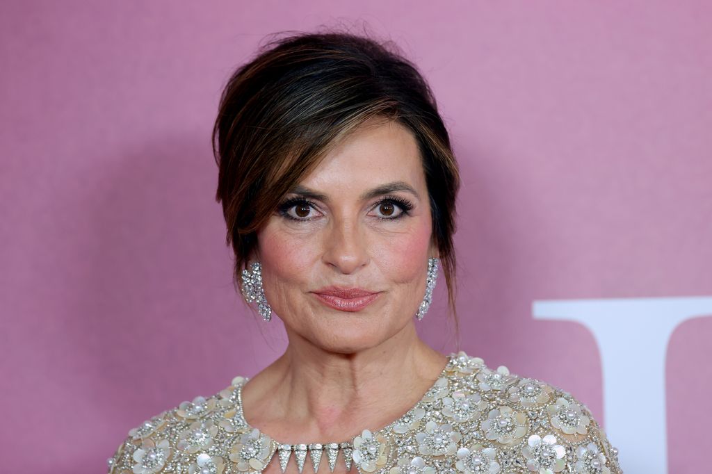 photo of mariska hargitay at my mom jayne tribeca festival premiere
