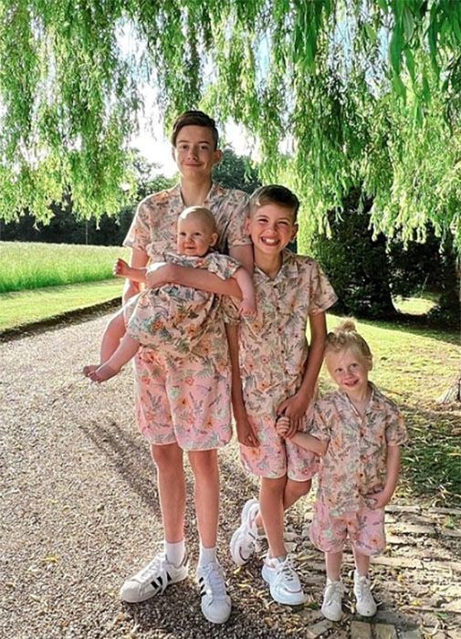 stacey solomons four kids in matching clothes