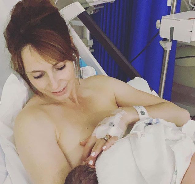 alex jones breastfeeding