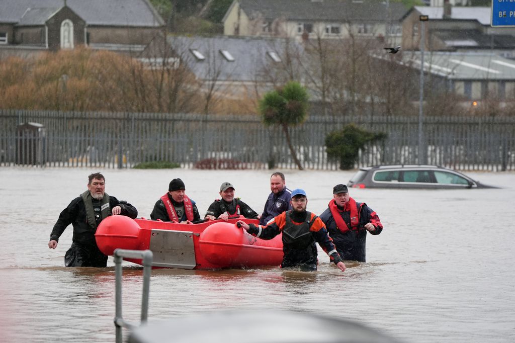 Members of Slaney Search and Rescue working in floodwater in Enniscorthy, Co. Wexford