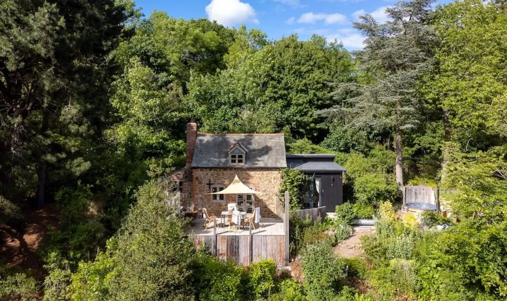 Elsie's Cottage aerial shot of cottage in Malvern Hills