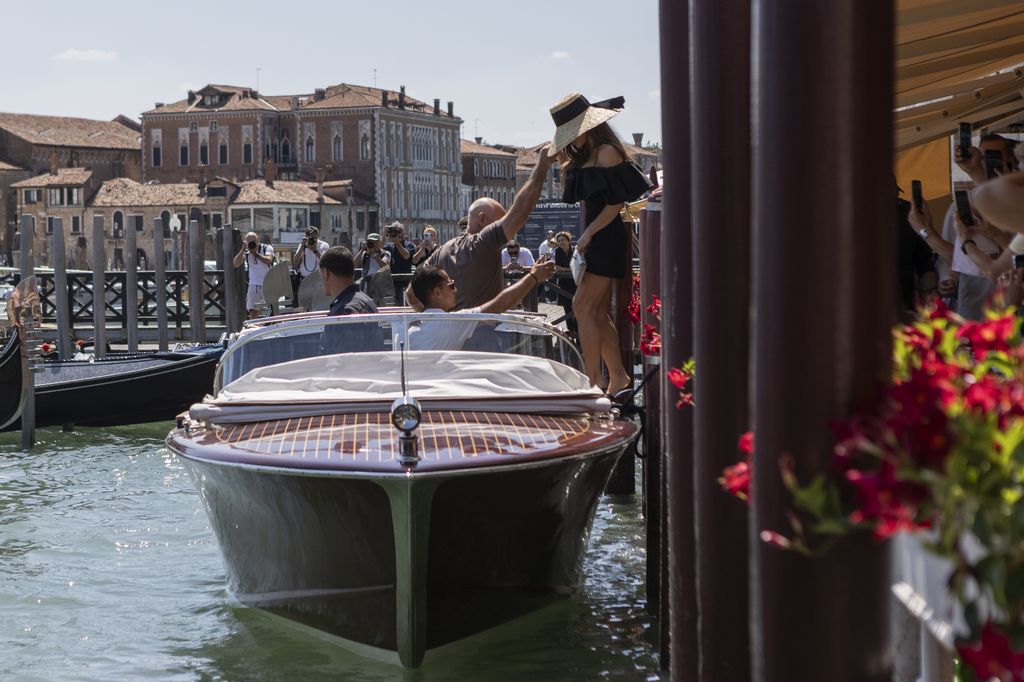 Jeff Bezos and his wife Lauren Sanchez leave the restaurant they have reserved for lunch on the last day of their wedding celebrations in Venice, Italy, on June 28, 2025