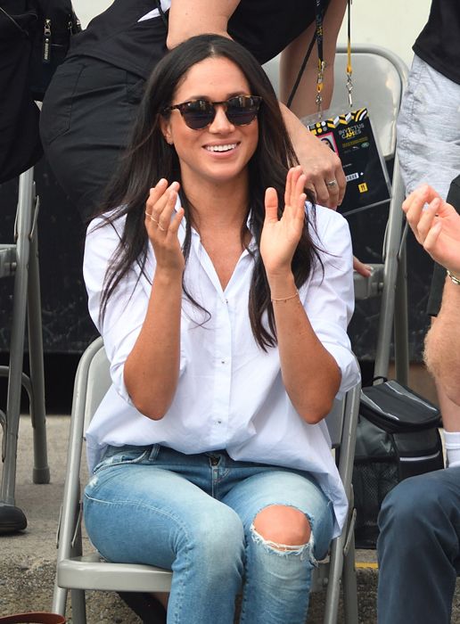 meghan ripped jeans