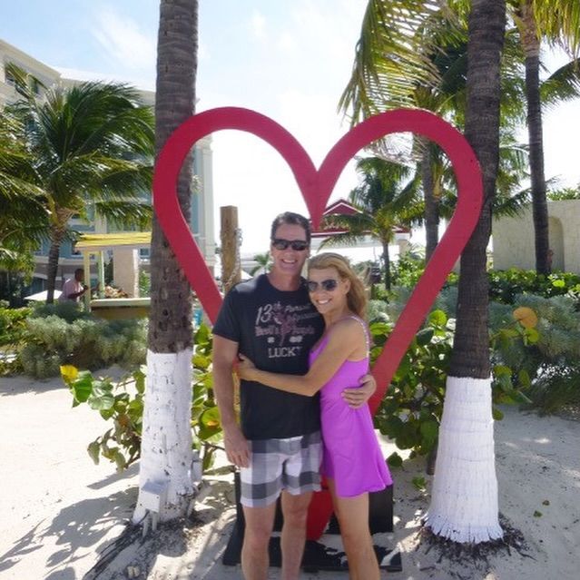 Vanna and John, in love