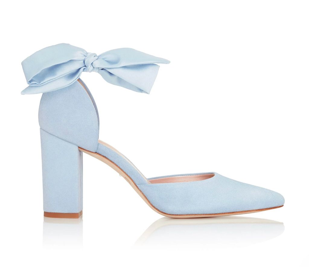 Sepatu Emmy London