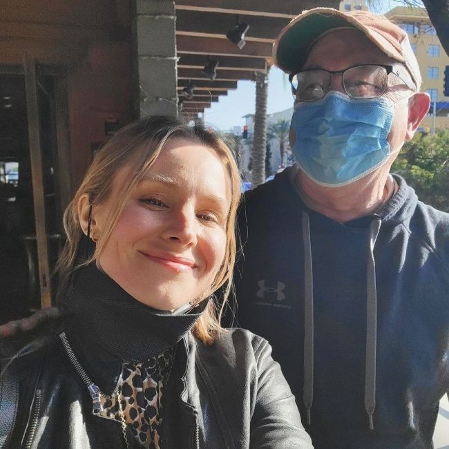 kristen bell reunion with father