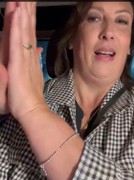 Miranda shared a glimpse of her wedding ring and husband's hand