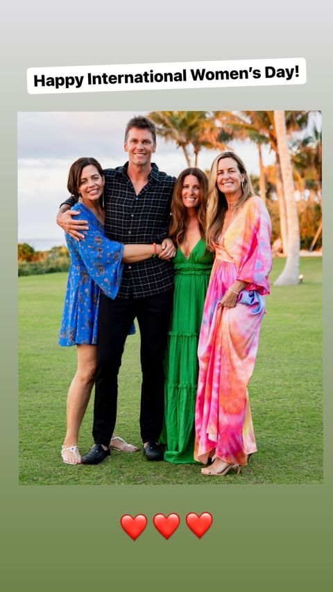 tom brady and his sisters