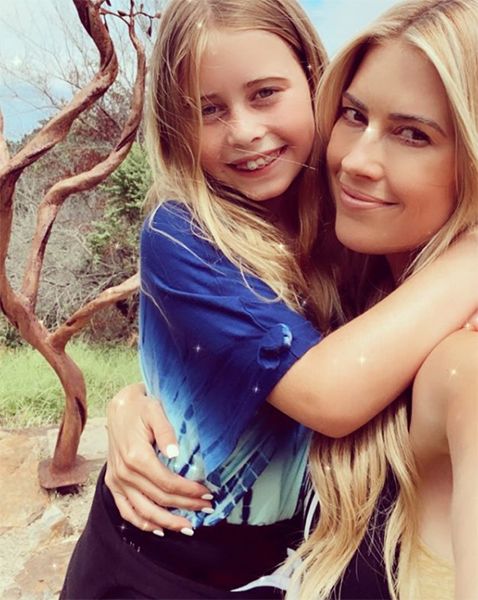 christina anstead holding daughter taylor