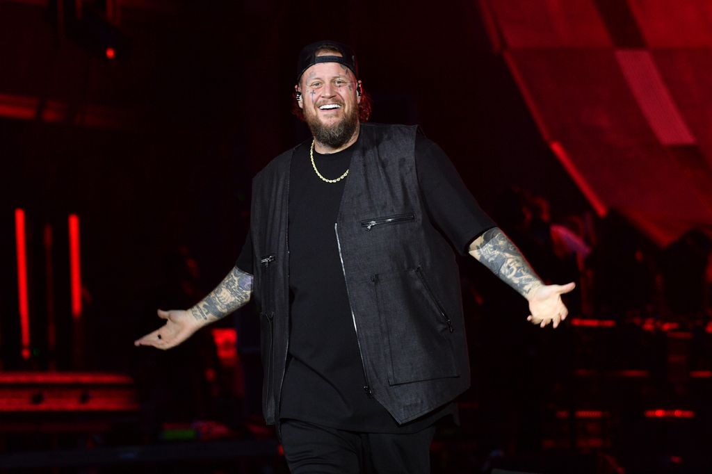 Jelly Roll has lost over 200 pounds 