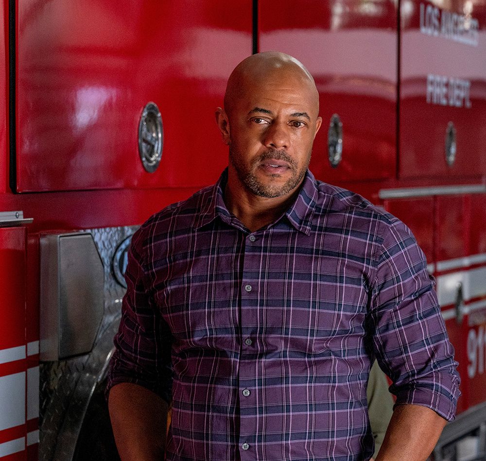 Rockmond Dunbar in 9-1-1