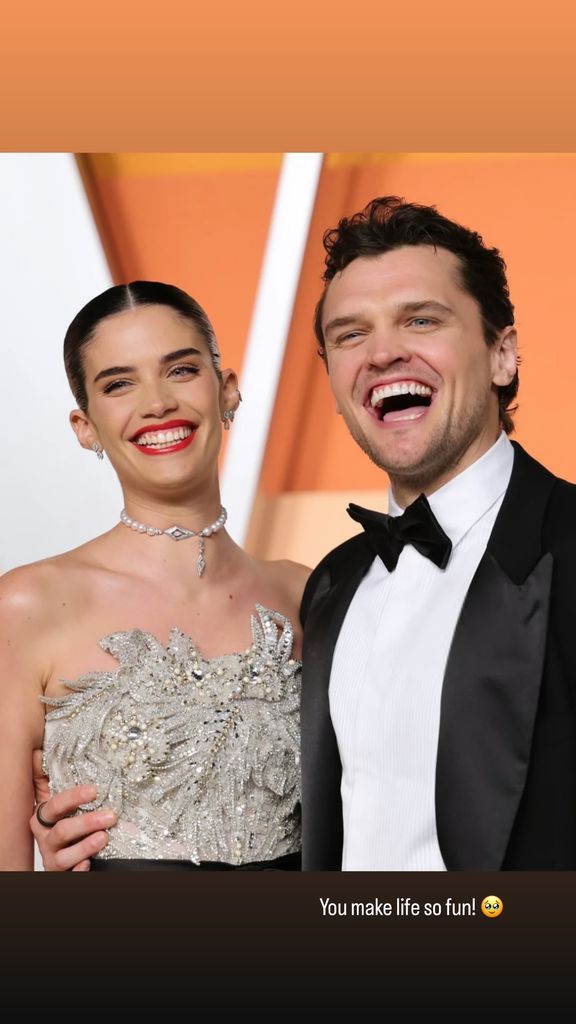 Sara Sampaio and Ray Nicholson attend the 2025 Vanity Fair Oscar Party hosted by Radhika Jones at Wallis Annenberg Center for the Performing Arts on March 02, 2025 in Beverly Hills, California